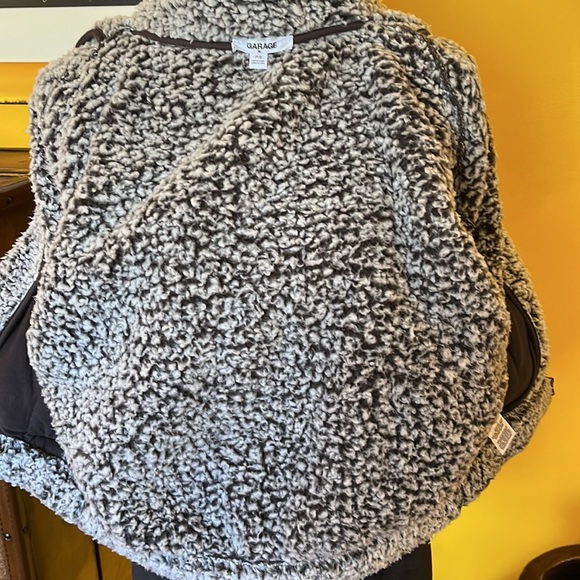 Garage Teddy Coat - Picture 11 of 11